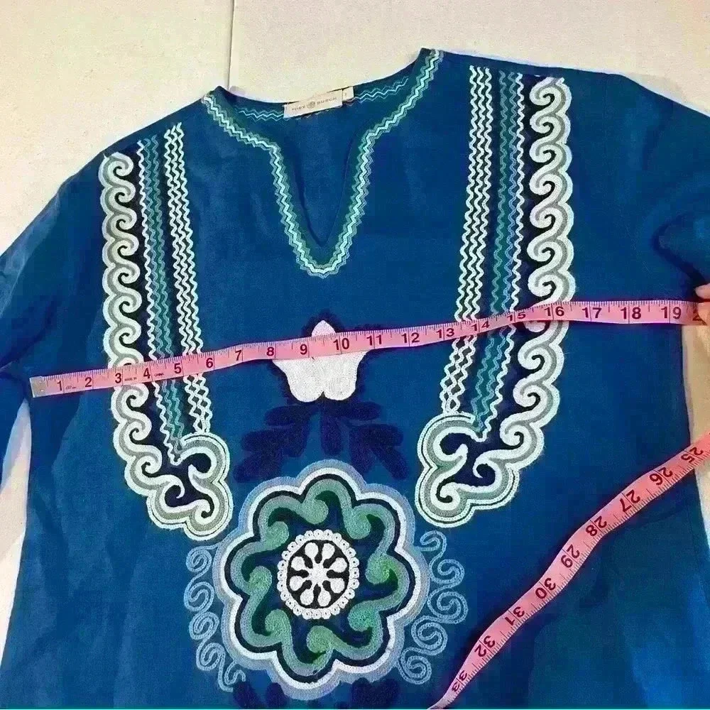 Tory Burch *Emilia* Tunic Size 2 Floral  Embroidered V-Neck Linen Top Shirt Blue